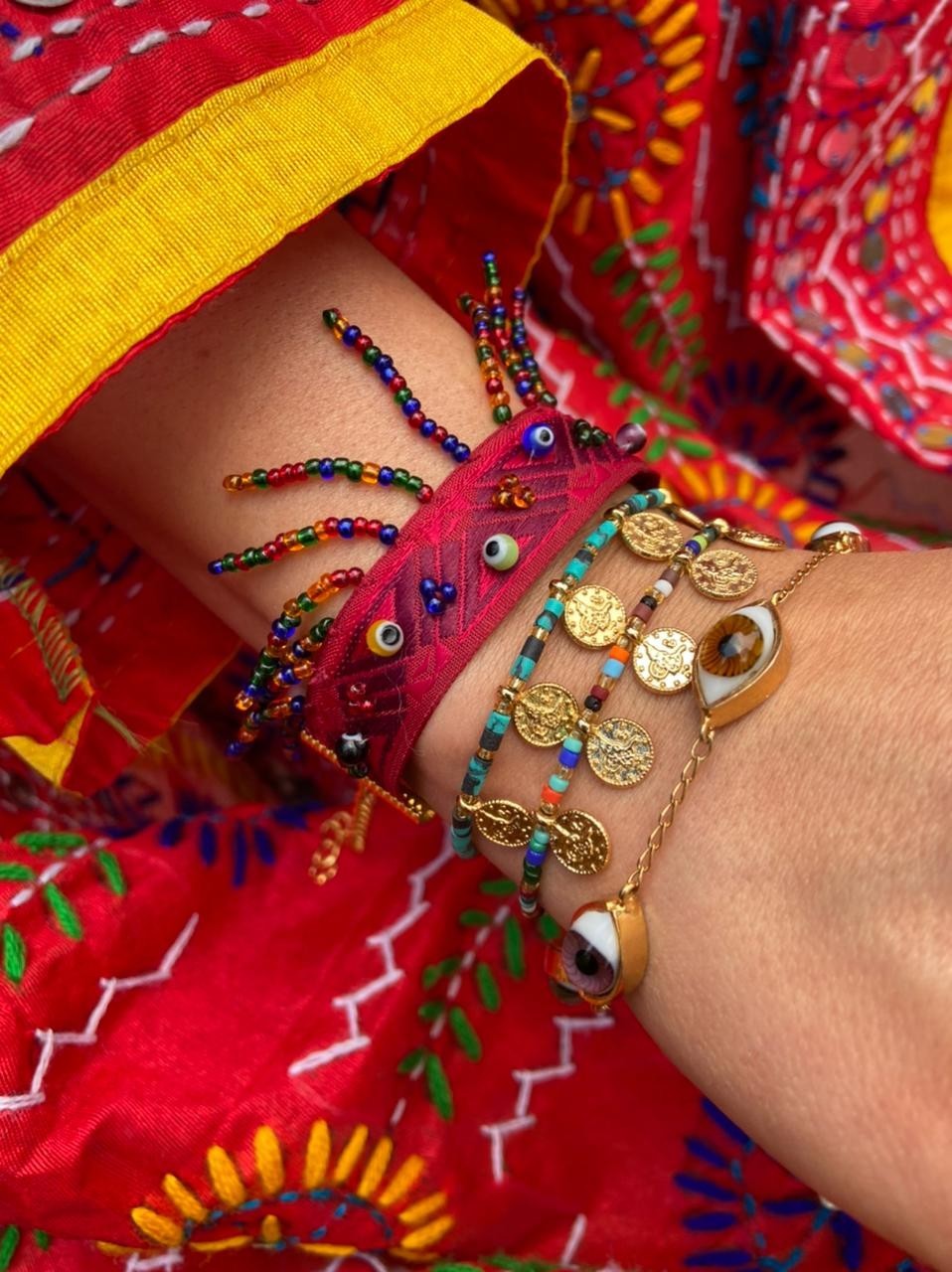 Textile bracelet 2025