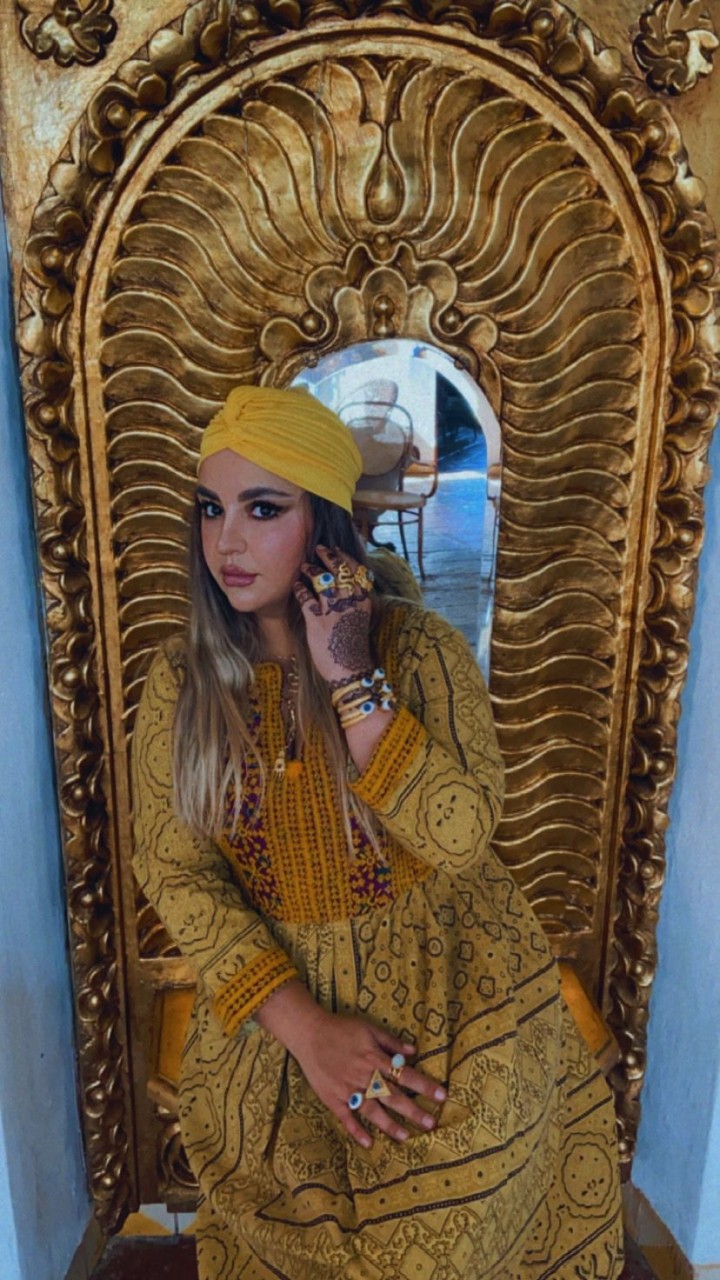 - Talia Lanz Shop