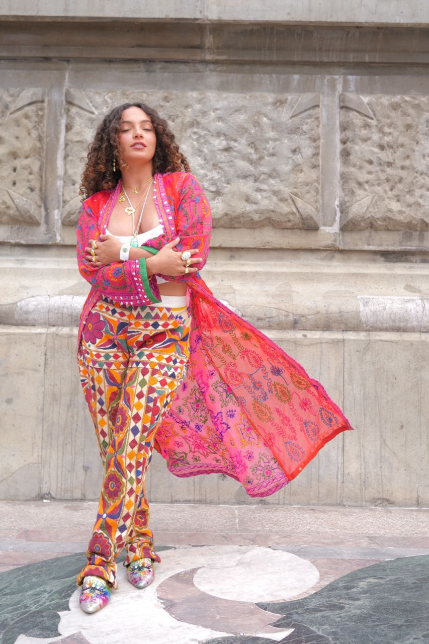 - Talia Lanz Shop