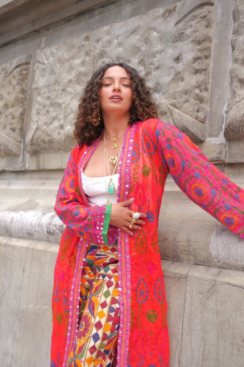 - Talia Lanz Shop